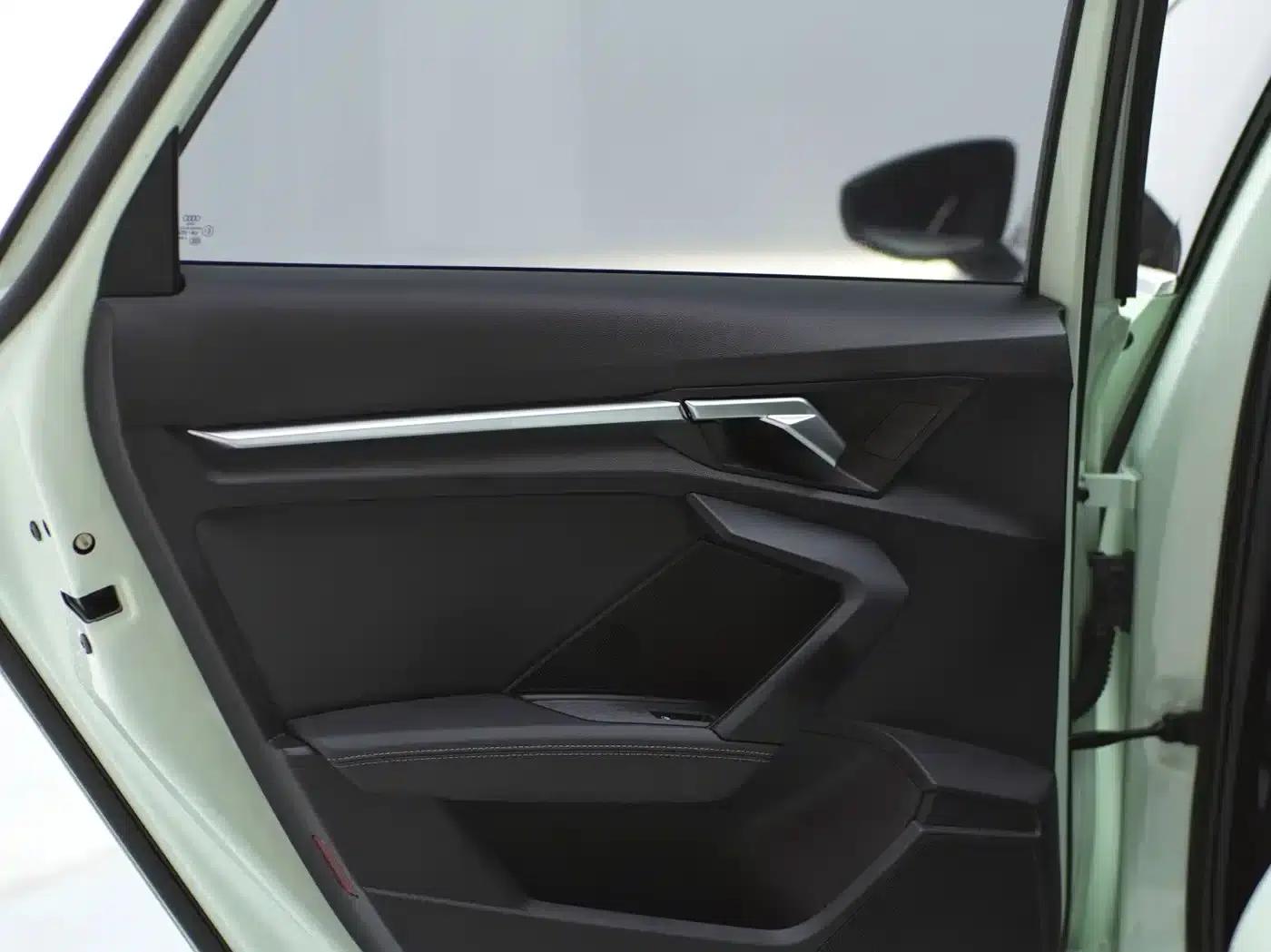 Audi A3 2023 Facelift A3L Limousine 35 TFSI Sporty Edition — миниатюра 9