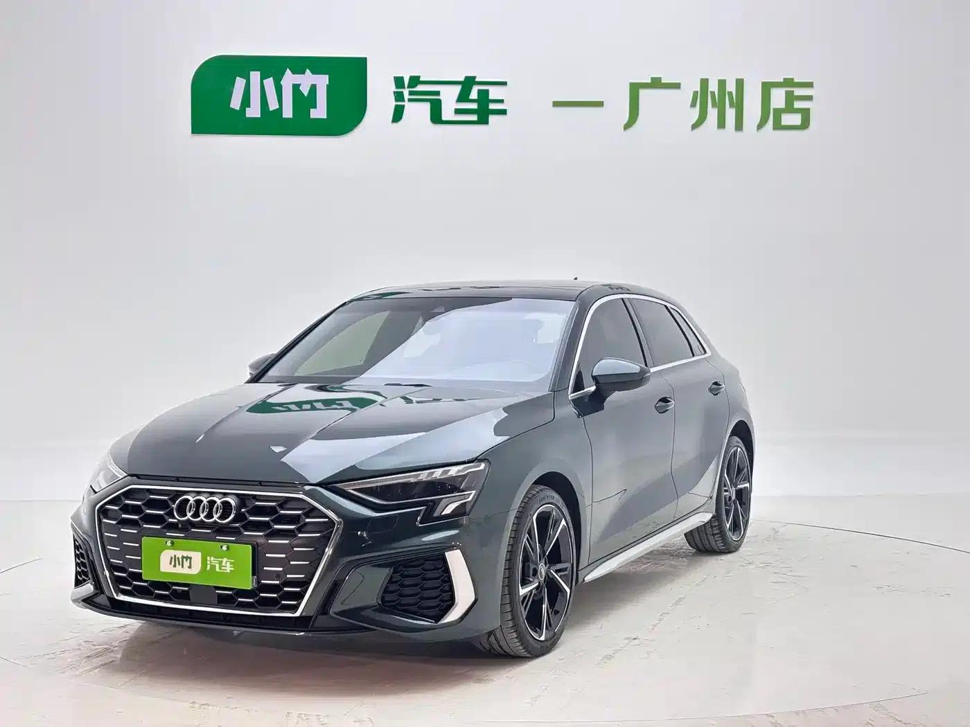 Audi A3 2022 Sportback 35 TFSI Fashion Sport — миниатюра 1
