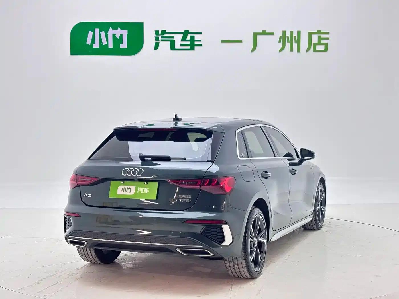 Audi A3 2022 Sportback 35 TFSI Fashion Sport — миниатюра 3