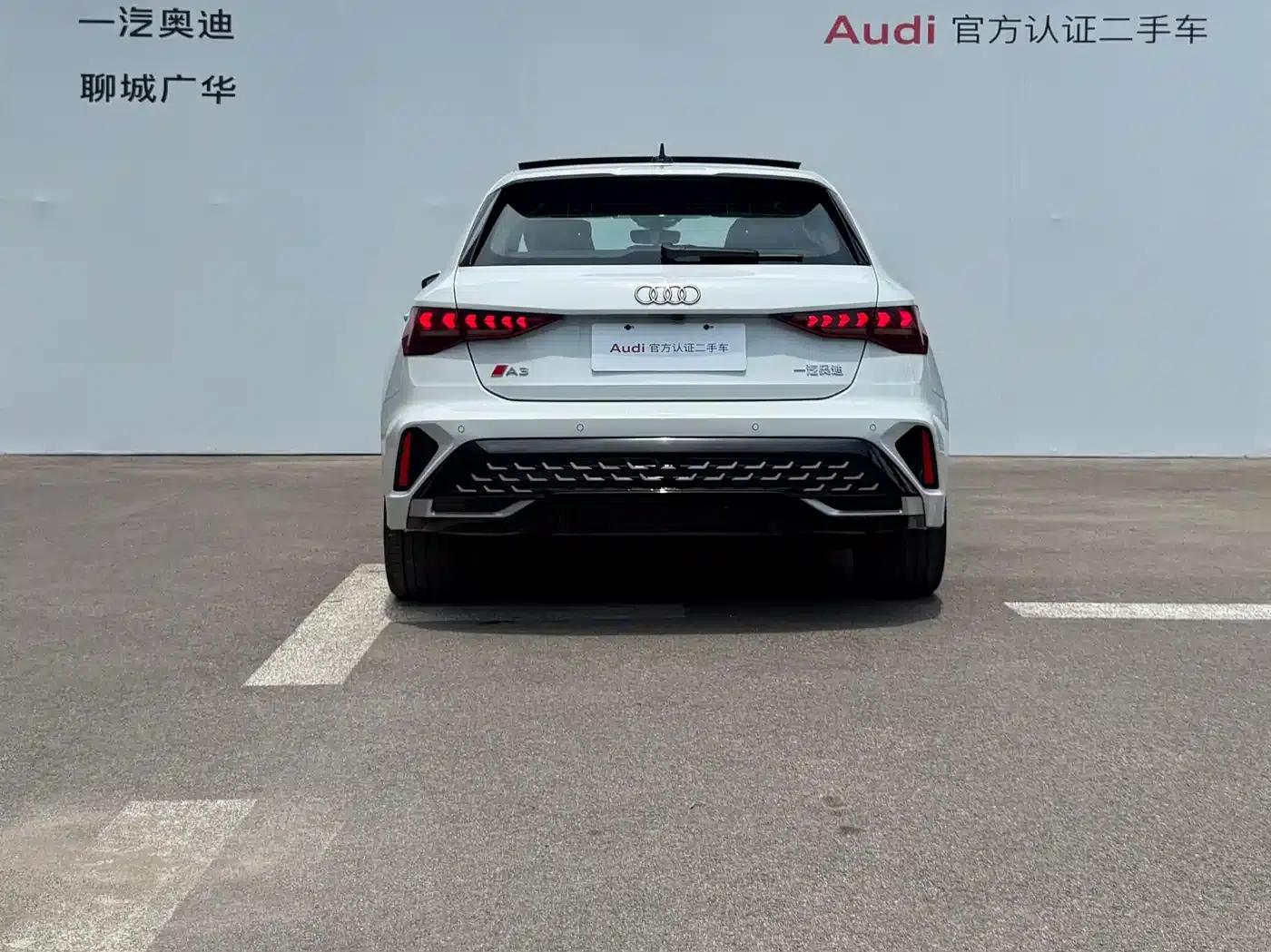 Audi A3 2025 Sportback 35TFSI Flying Spur Luxury Edition — миниатюра 5