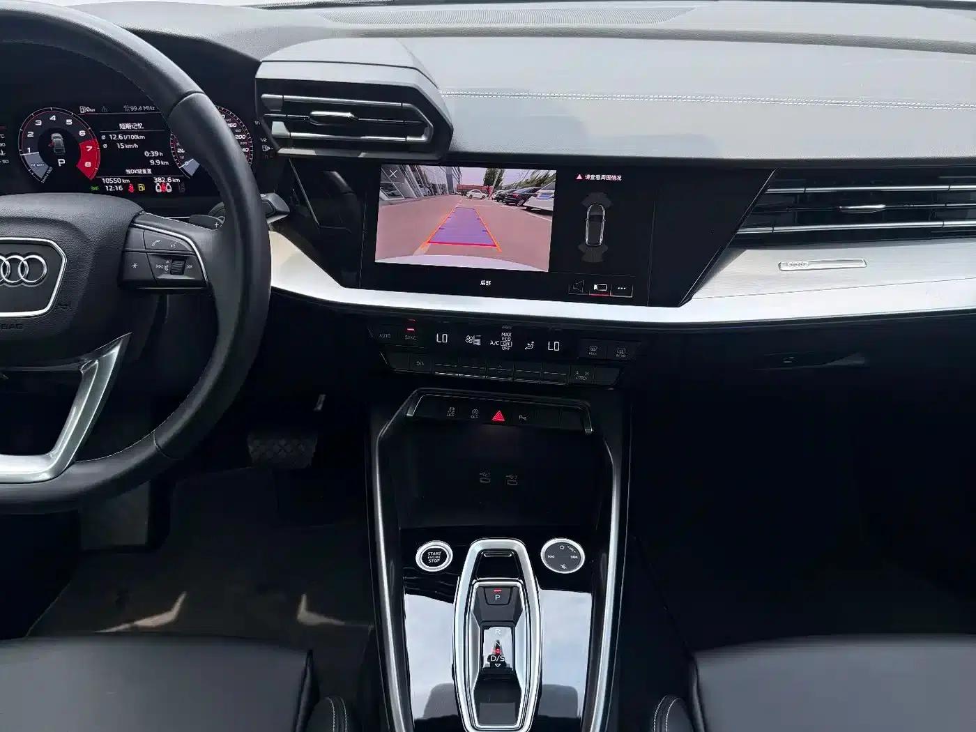 Audi A3 2025 Sportback 35TFSI Flying Spur Luxury Edition — миниатюра 7