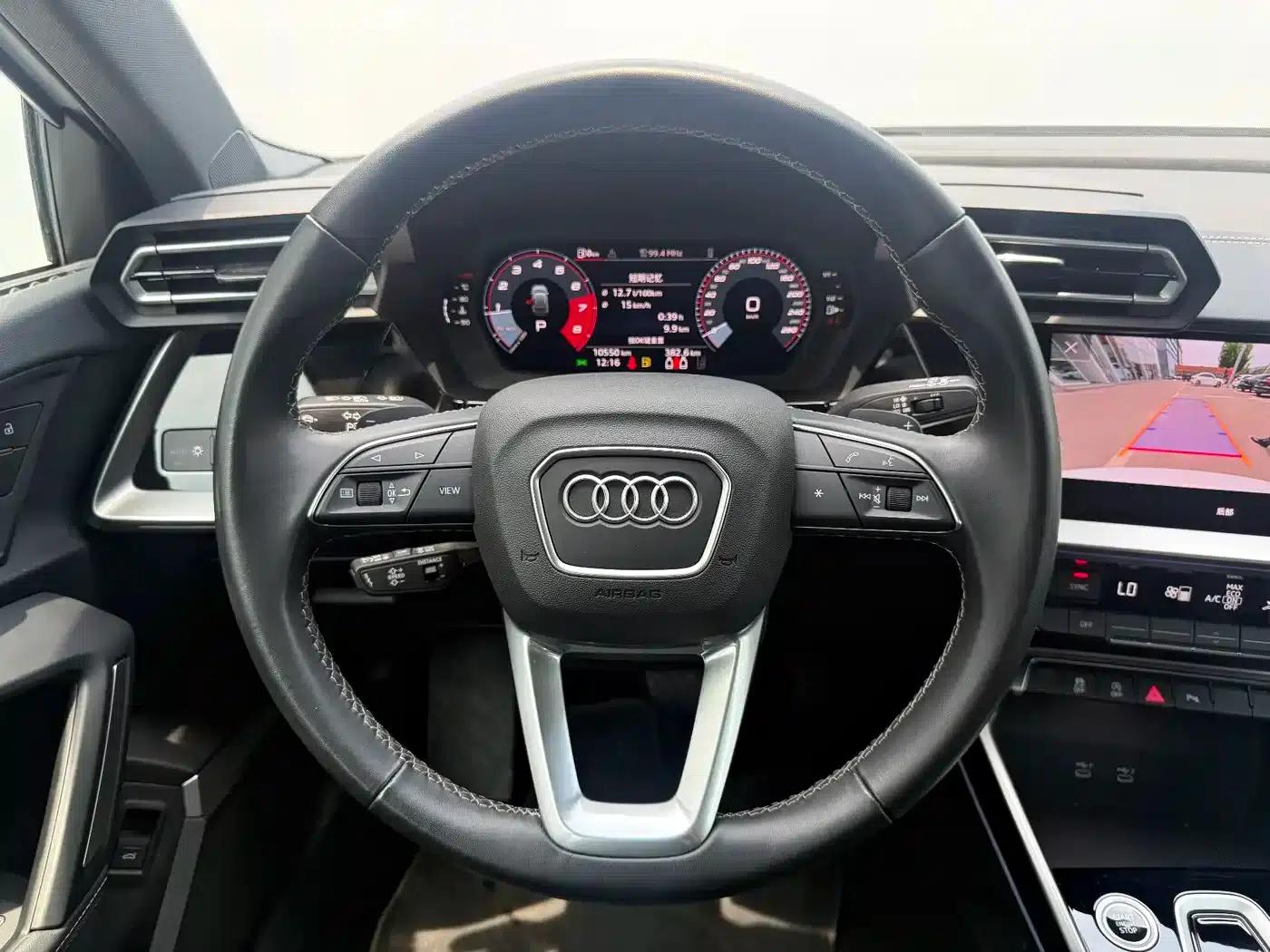 Audi A3 2025 Sportback 35TFSI Flying Spur Luxury Edition — миниатюра 8