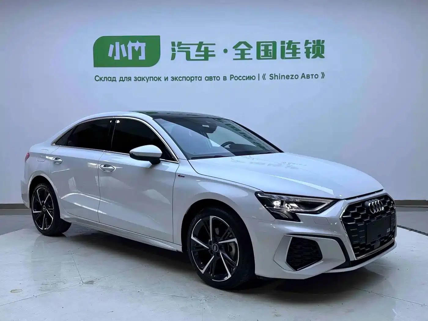 2022 Audi A3 A3L Limousine 35 TFSI Luxury Sport — миниатюра 2
