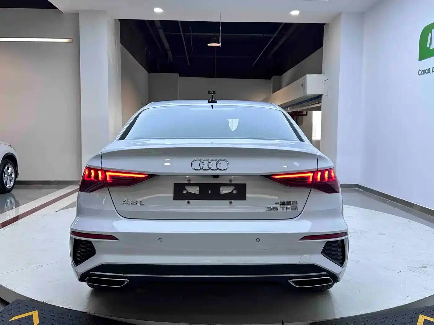 2022 Audi A3 A3L Limousine 35 TFSI Luxury Sport — миниатюра 5