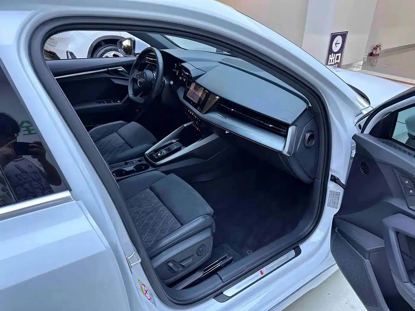 2022 Audi A3 A3L Limousine 35 TFSI Luxury Sport — миниатюра 10