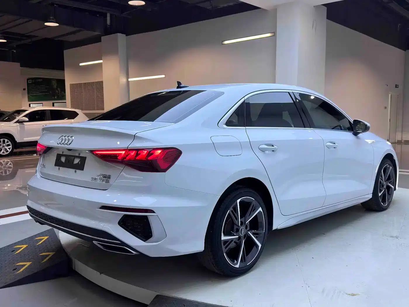 2022 Audi A3 A3L Limousine 35 TFSI Fashion Sport — миниатюра 7