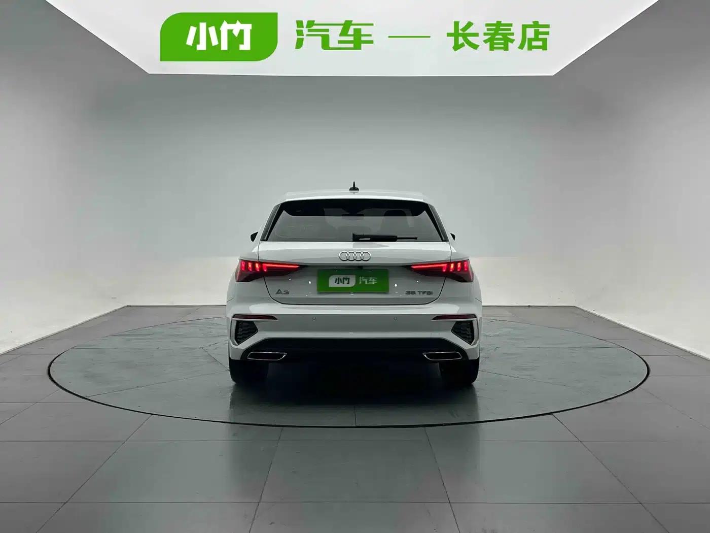 Audi A3 2022 Sportback 35 TFSI Progressive Sport — миниатюра 4
