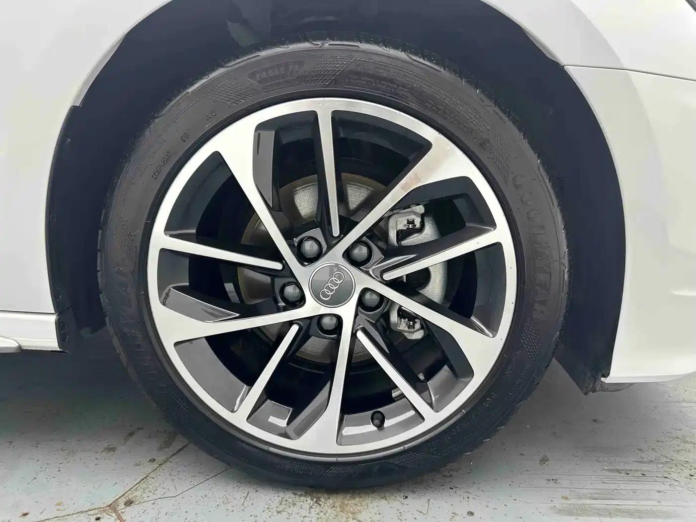Audi A3 2022 Sportback 35 TFSI Progressive Sport — миниатюра 8