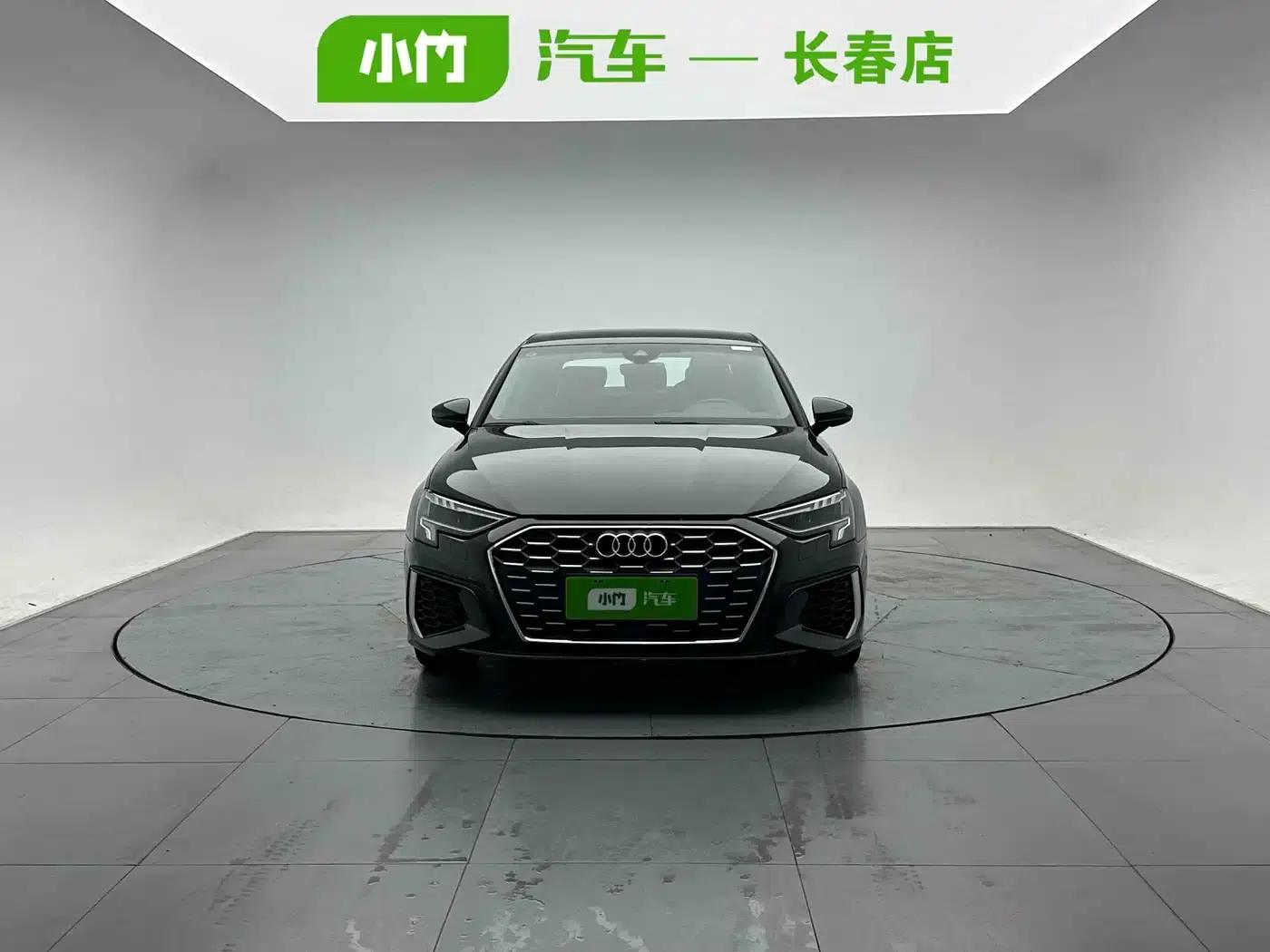 2022 Audi A3 A3L Limousine 35 TFSI Progressive Sport — миниатюра 2