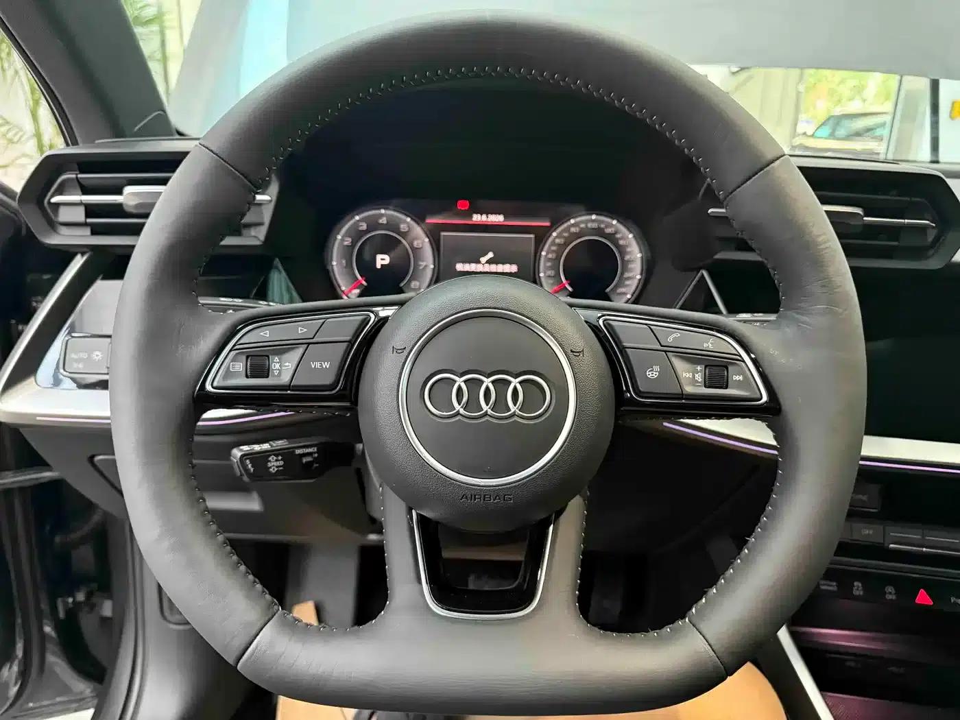 2022 Audi A3 A3L Limousine 35 TFSI Luxury Sport — миниатюра 13