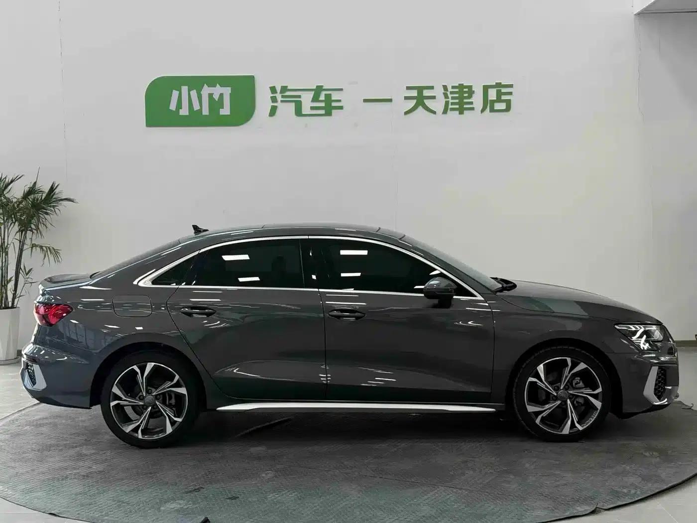 2022 Audi A3 A3L Limousine 35 TFSI Luxury Sport — миниатюра 6