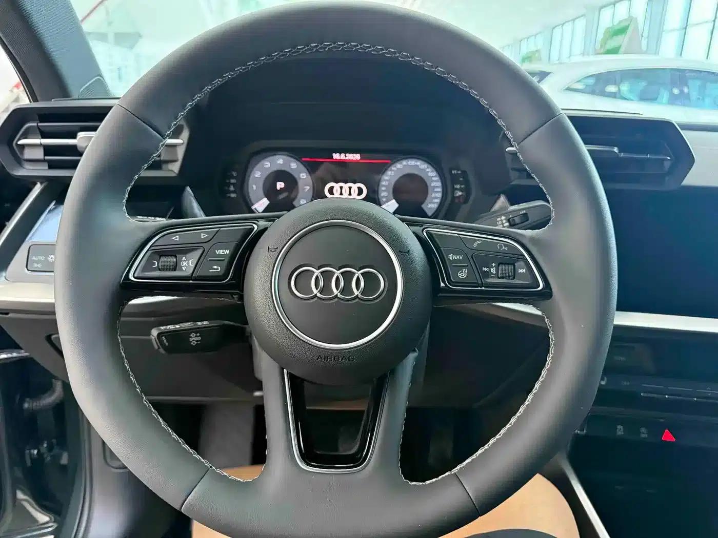 2022 Audi A3 A3L Limousine 35 TFSI Progressive Sport — миниатюра 11