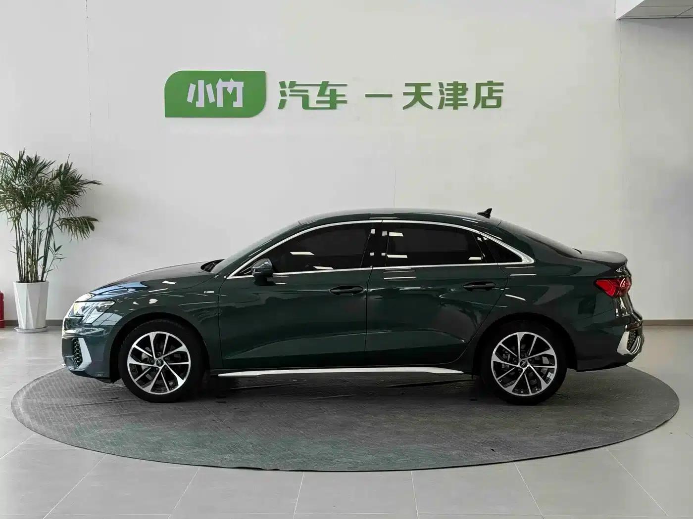 2022 Audi A3 A3L Limousine 35 TFSI Progressive Sport — миниатюра 3