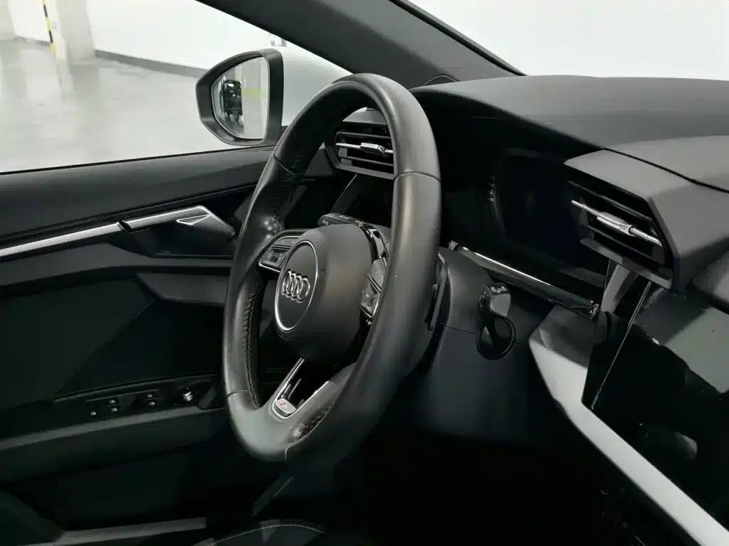 Audi A3 2021 Sportback 35 TFSI Progressive Sport — миниатюра 22