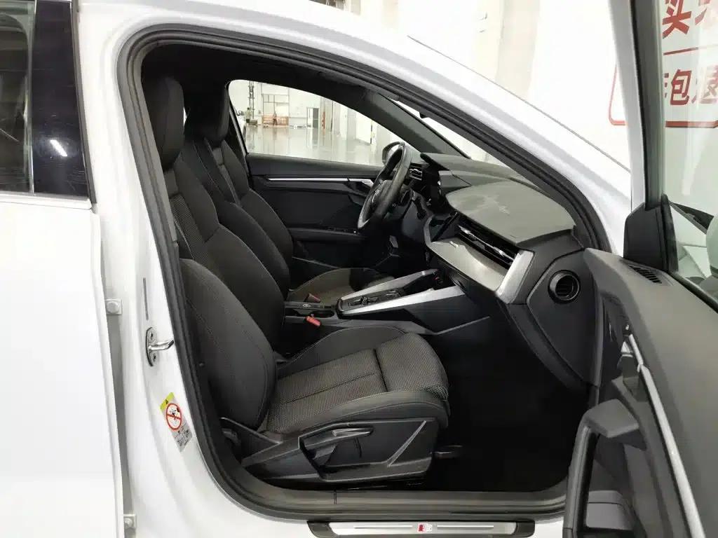 Audi A3 2021 Sportback 35 TFSI Progressive Sport — миниатюра 23