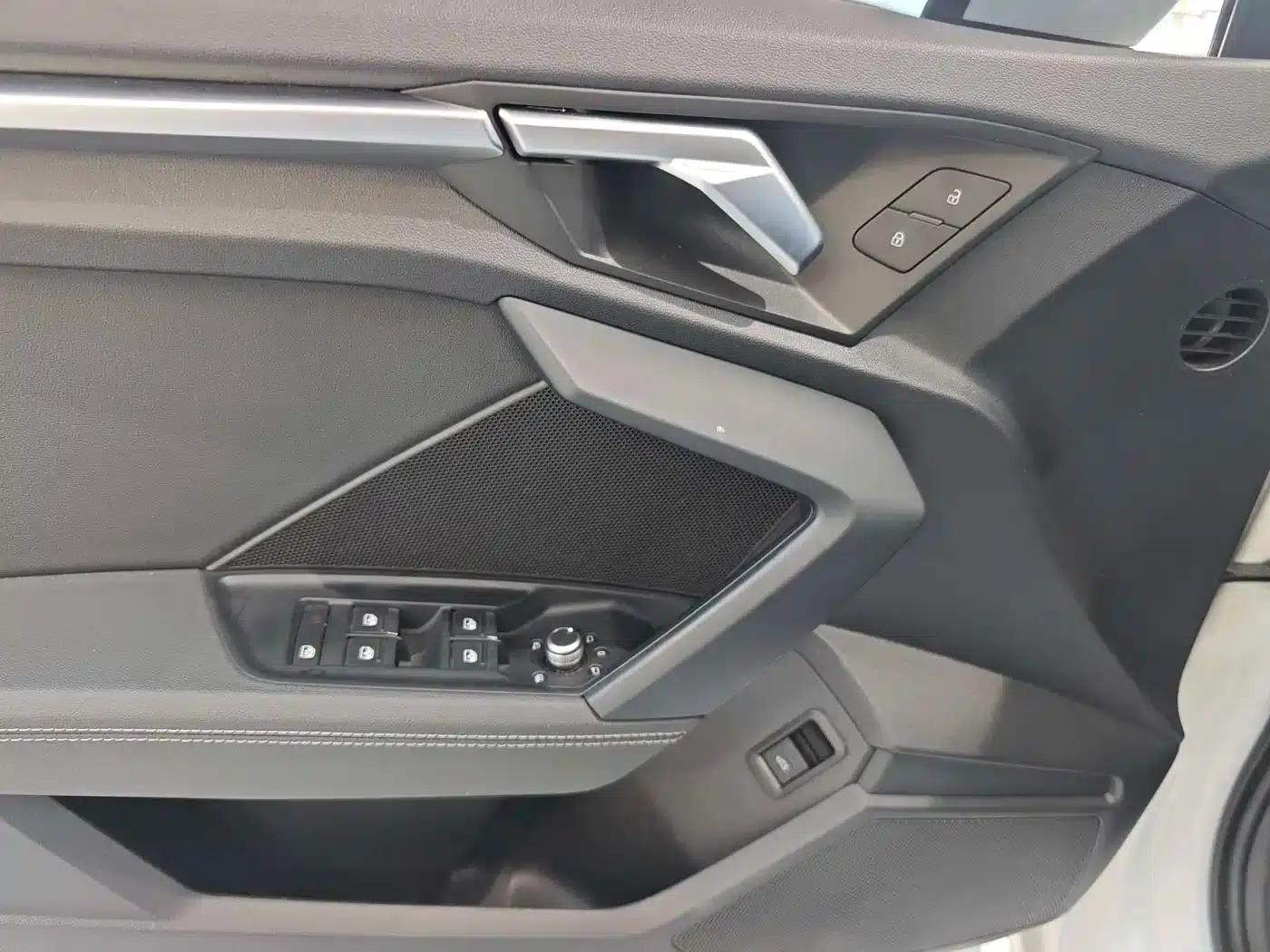 Audi A3 2021 Sportback 35 TFSI Fashion Sport — миниатюра 4