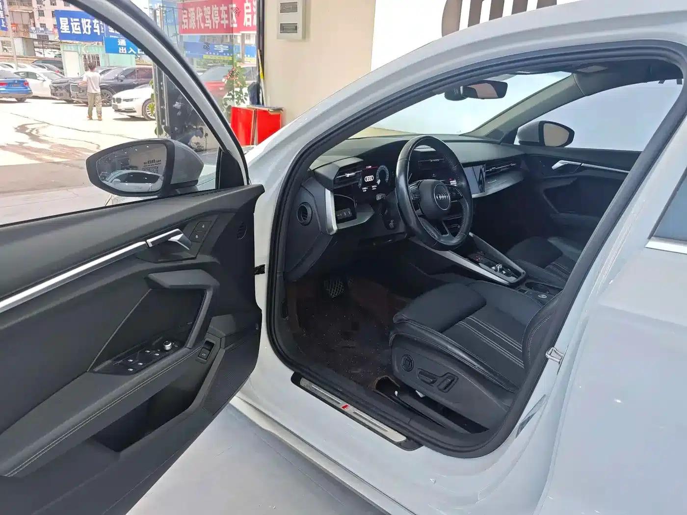 Audi A3 2021 Sportback 35 TFSI Fashion Sport — миниатюра 5