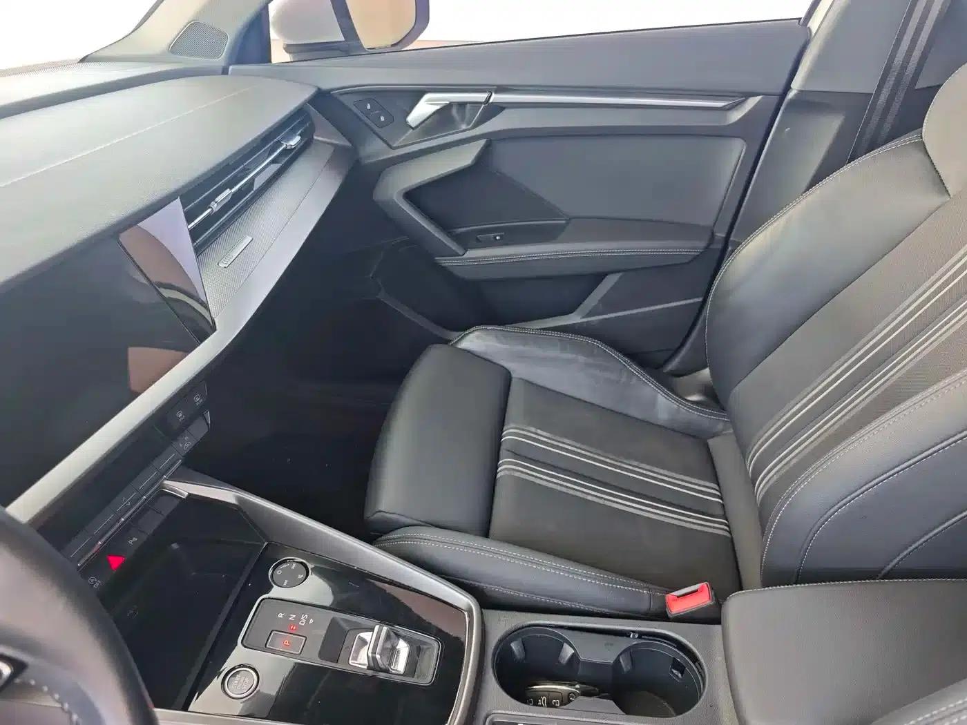 Audi A3 2021 Sportback 35 TFSI Fashion Sport — миниатюра 9