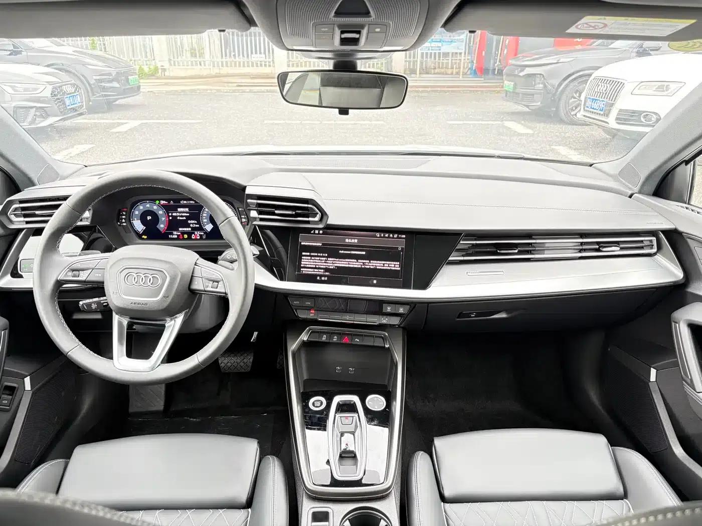 Audi A3 2026 Sportback 35TFSI Flying Spur Luxury Edition — миниатюра 13