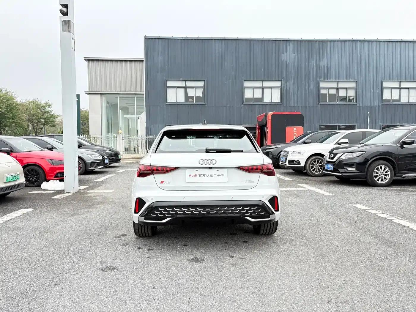Audi A3 2026 Sportback 35TFSI Flying Spur Luxury Edition — миниатюра 6