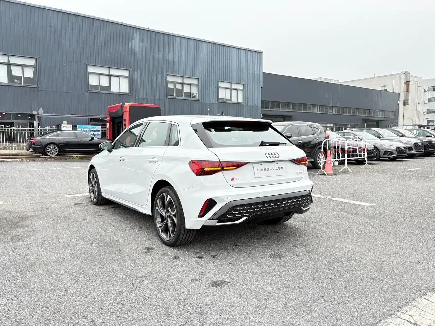 Audi A3 2026 Sportback 35TFSI Flying Spur Luxury Edition — миниатюра 7
