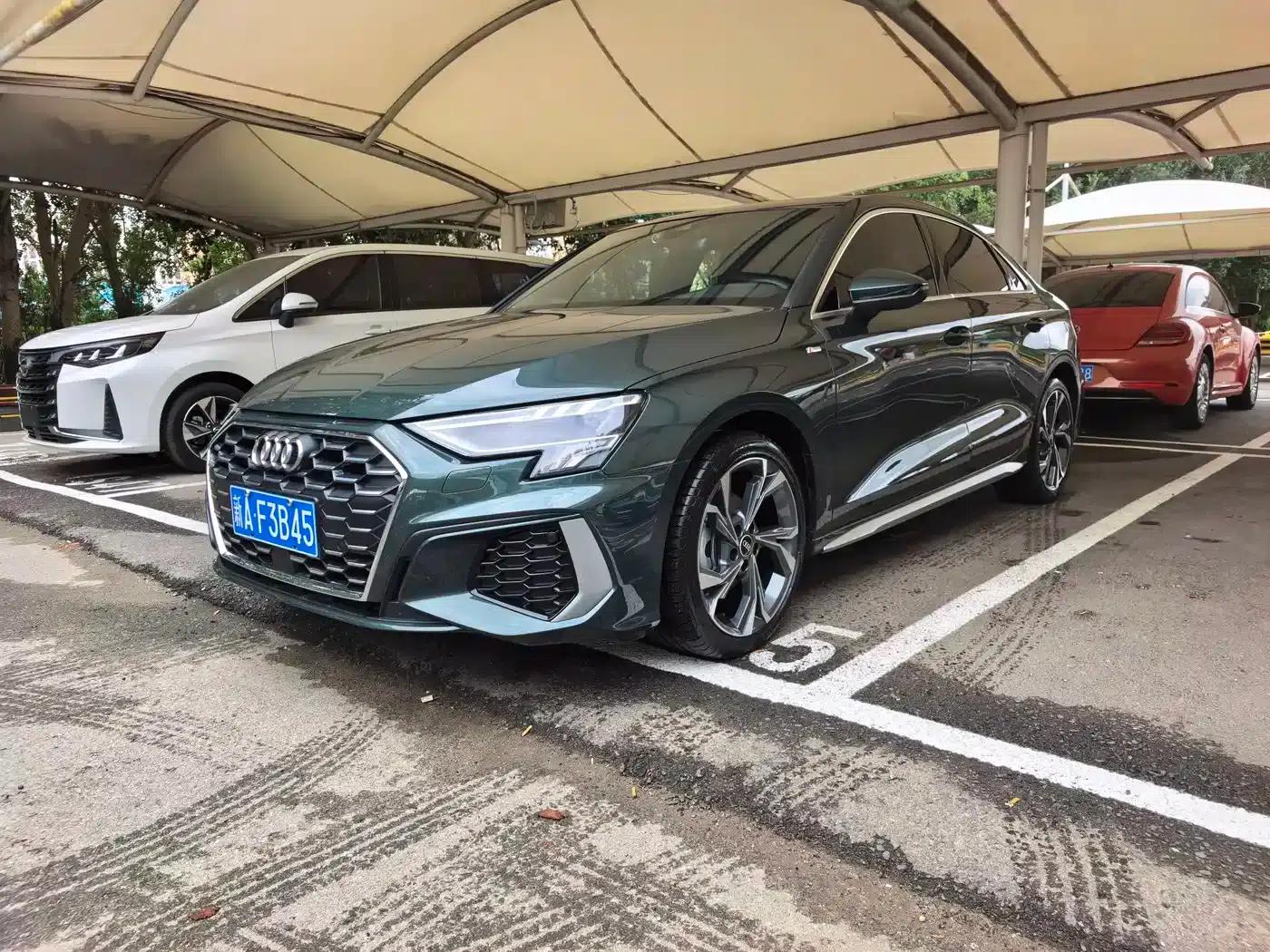 2023 Audi A3 A3L Limousine 35 TFSI Luxury Sport — миниатюра 1