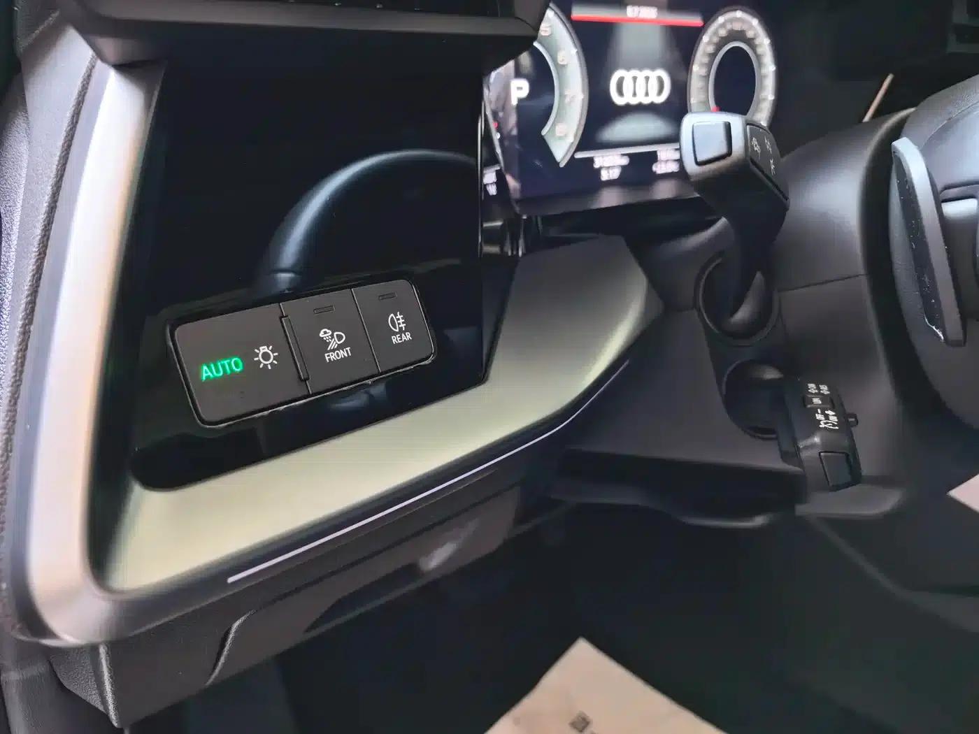 2023 Audi A3 A3L Limousine 35 TFSI Luxury Sport — миниатюра 8