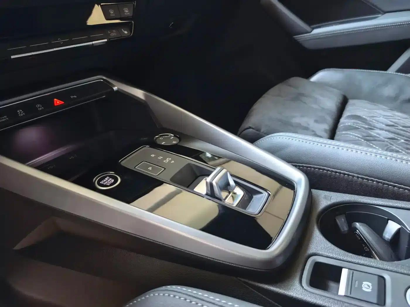 2023 Audi A3 A3L Limousine 35 TFSI Luxury Sport — миниатюра 9