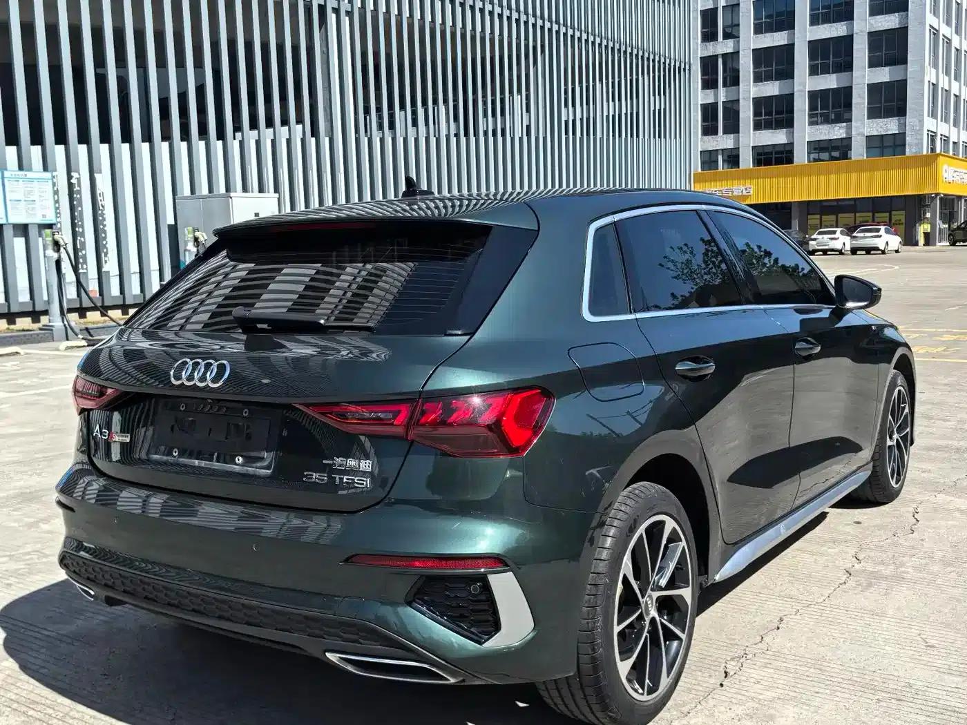 Audi A3 2021 Sportback 35 TFSI Progressive Sport — миниатюра 4