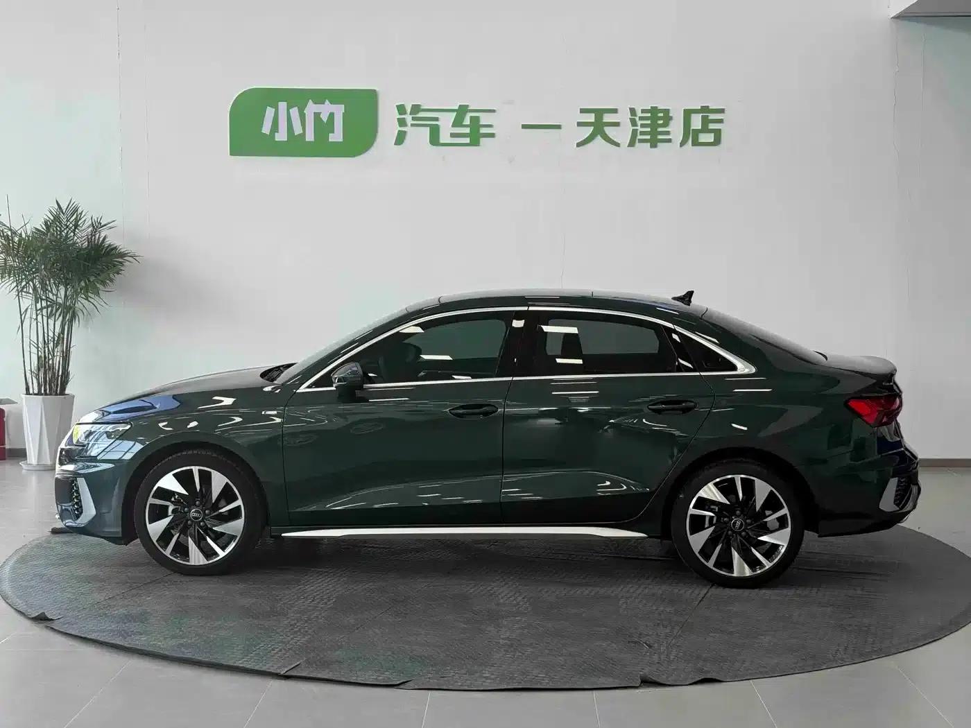 Audi A3 2023 Facelift A3L Limousine 35 TFSI Sporty Edition — миниатюра 2