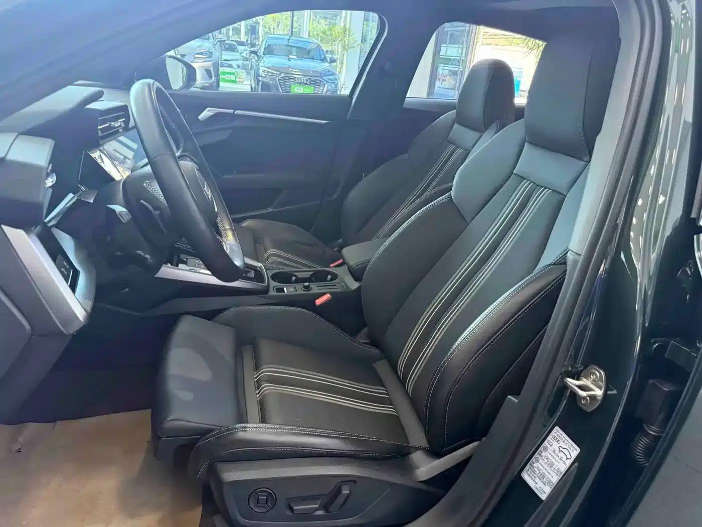 Audi A3 2023 Facelift A3L Limousine 35 TFSI Sporty Edition — миниатюра 11