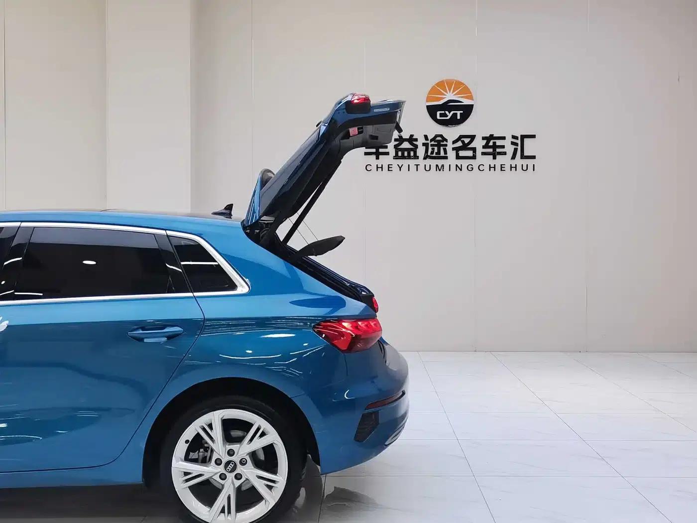 Audi A3 2022 Sportback 35 TFSI Fashionable Elegant Model — миниатюра 18
