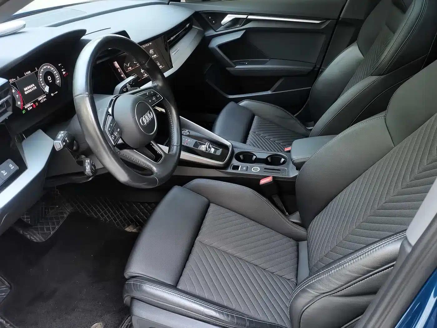 Audi A3 2022 Sportback 35 TFSI Fashionable Elegant Model — миниатюра 4