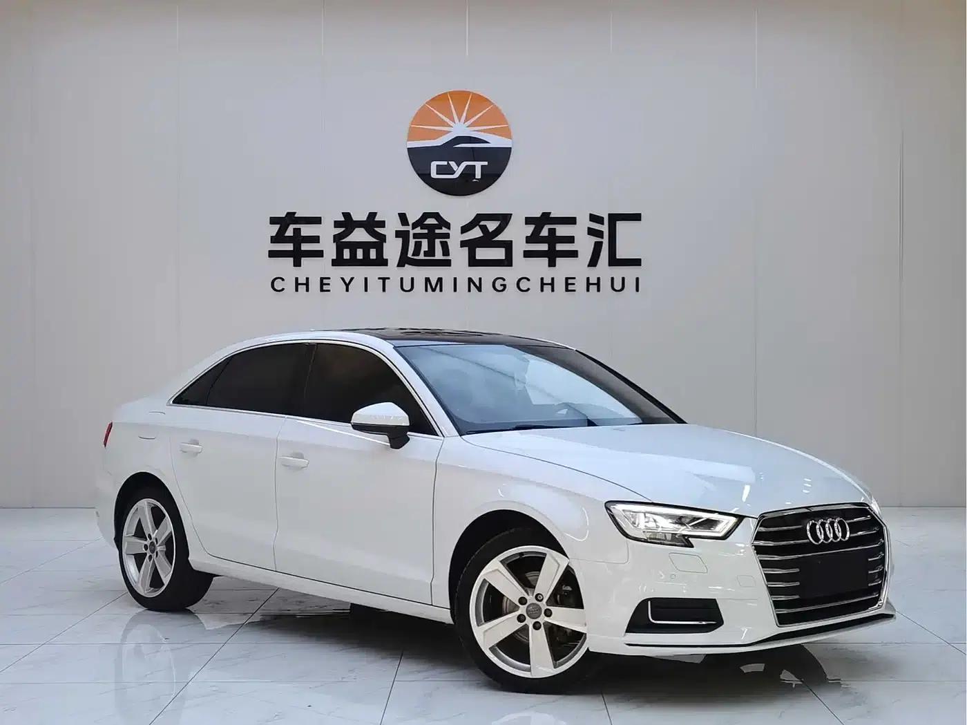 Audi A3 2018 30th Anniversary Edition Limousine 35 TFSI Fashion Model — миниатюра 24