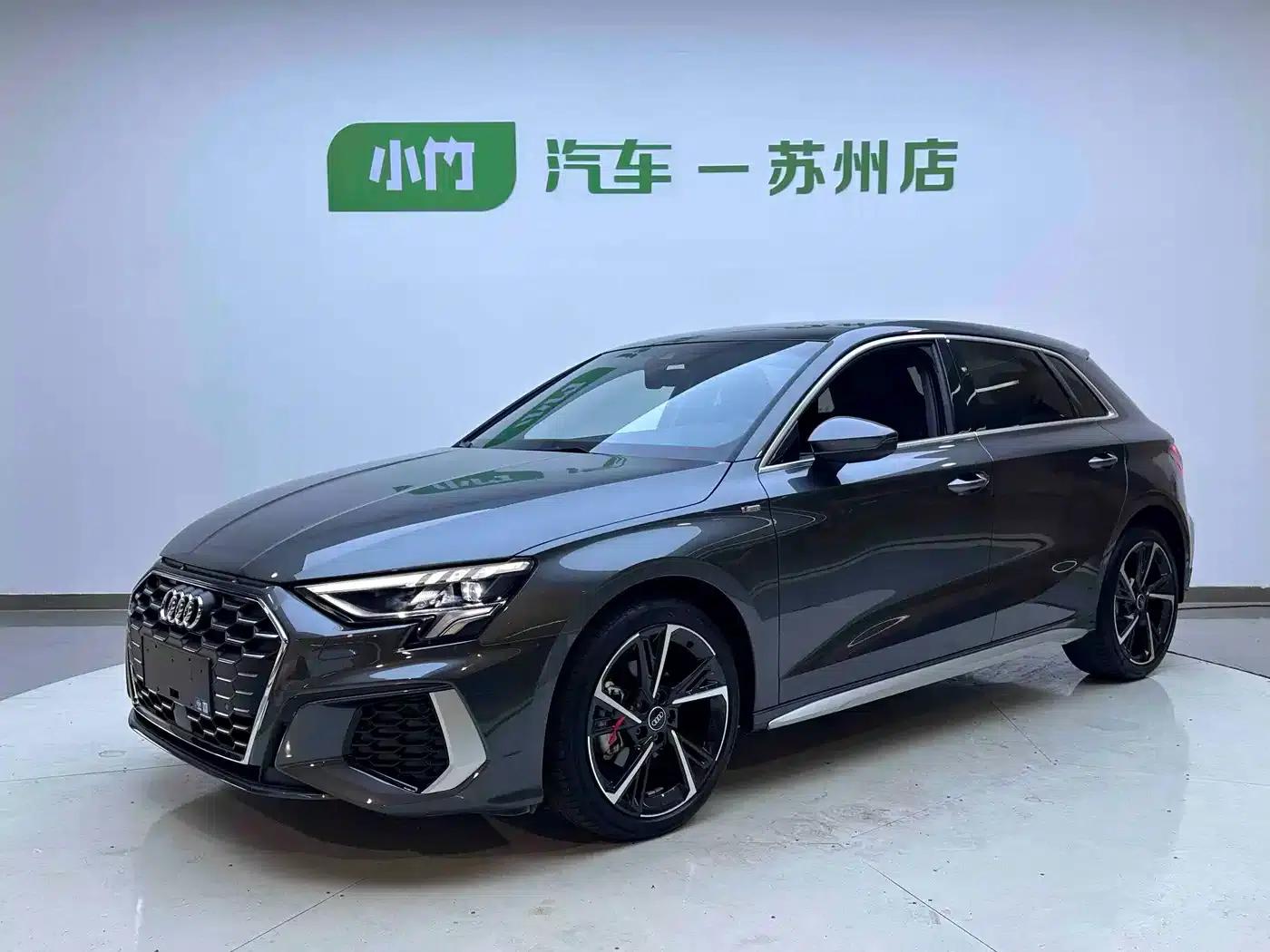 Audi A3 2023 Facelift Sportback 35 TFSI Fashion Sporty Model — миниатюра 1