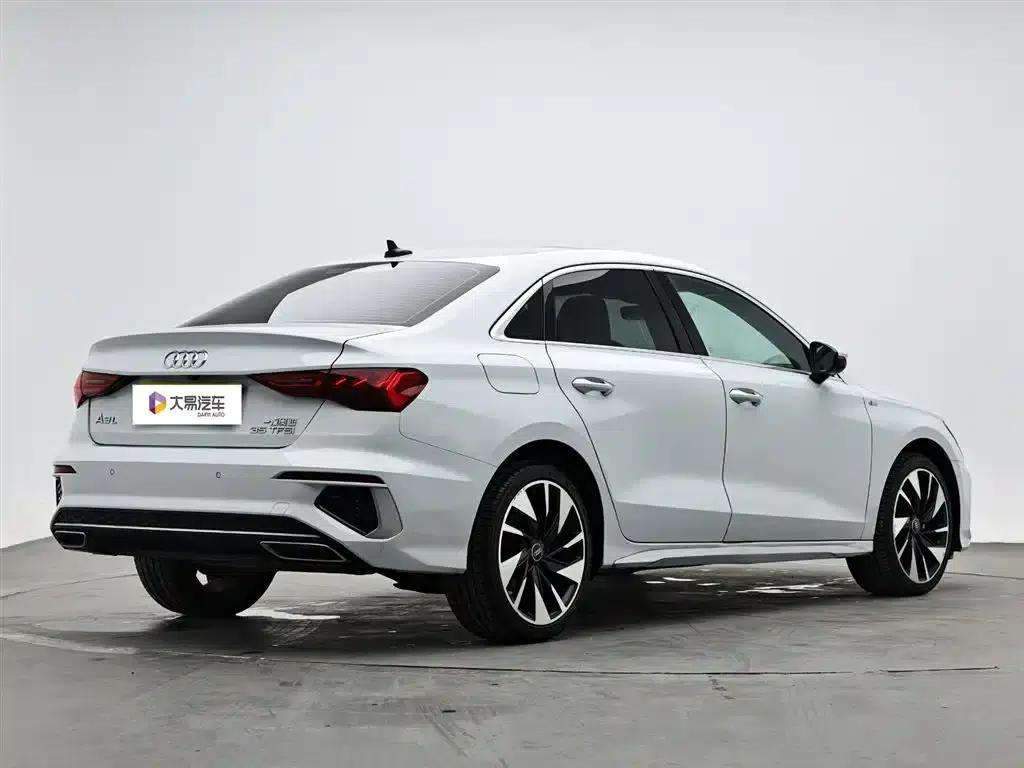 2024 Audi A3 A3L Limousine 35 TFSI Fashion Sport — миниатюра 3