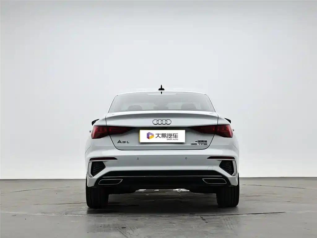 2024 Audi A3 A3L Limousine 35 TFSI Fashion Sport — миниатюра 4