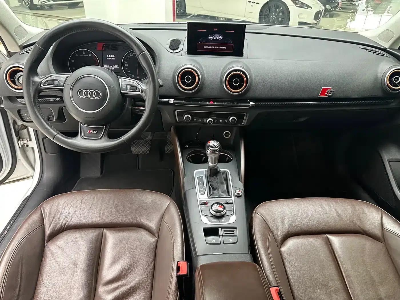 Audi A3 2014 Limousine 35 TFSI Automatic Comfort — миниатюра 6