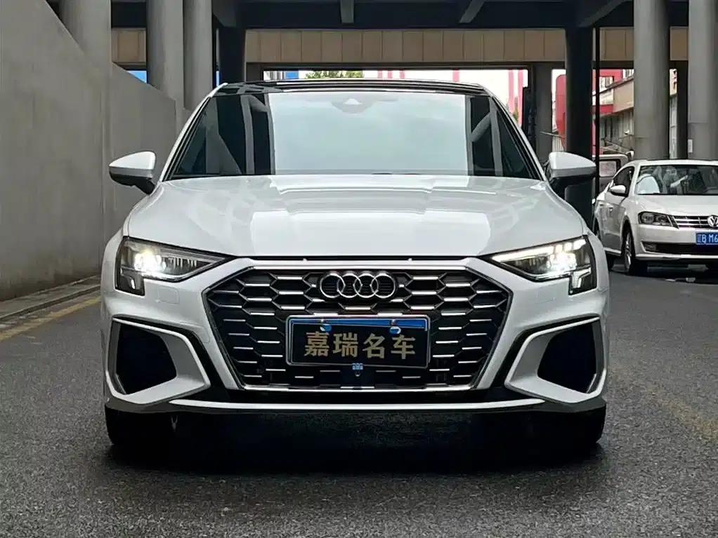 2024 Audi A3 A3L Limousine 35 TFSI Fashion Sport — миниатюра 2