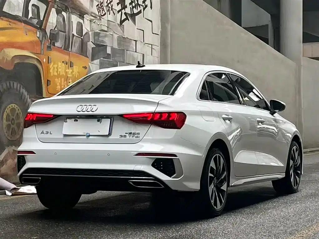 2024 Audi A3 A3L Limousine 35 TFSI Fashion Sport — миниатюра 5