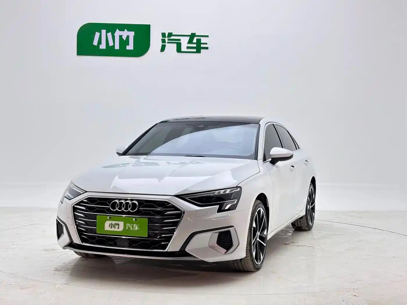 2022 Audi A3 A3L Limousine 35 TFSI Luxury Elegance — миниатюра 1