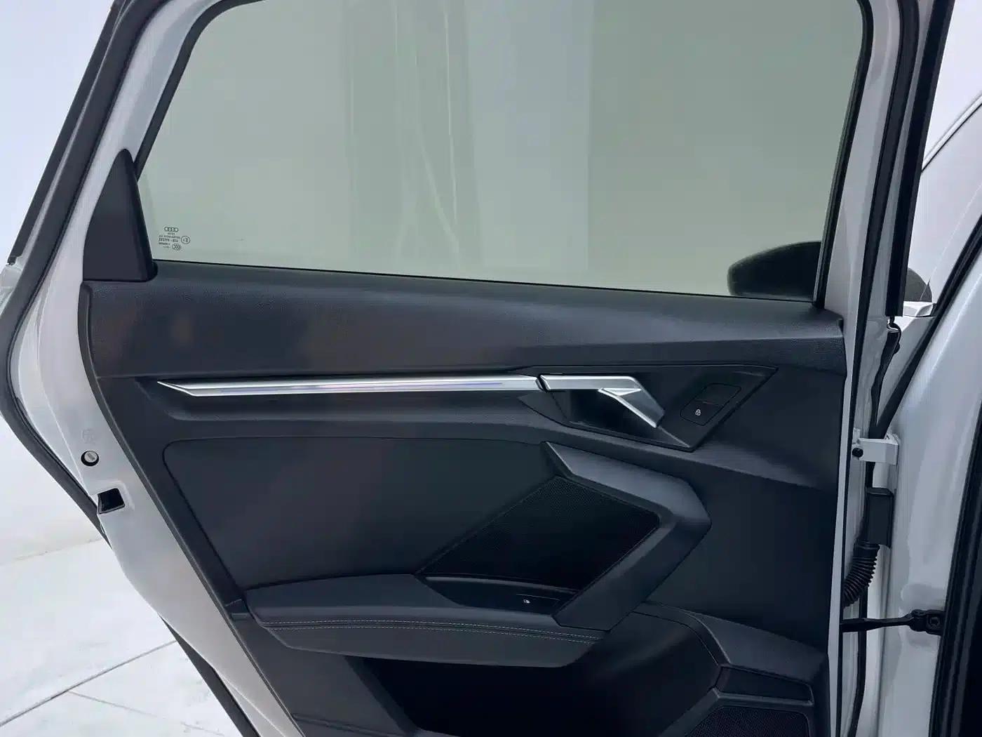 2022 Audi A3 A3L Limousine 35 TFSI Luxury Elegance — миниатюра 14