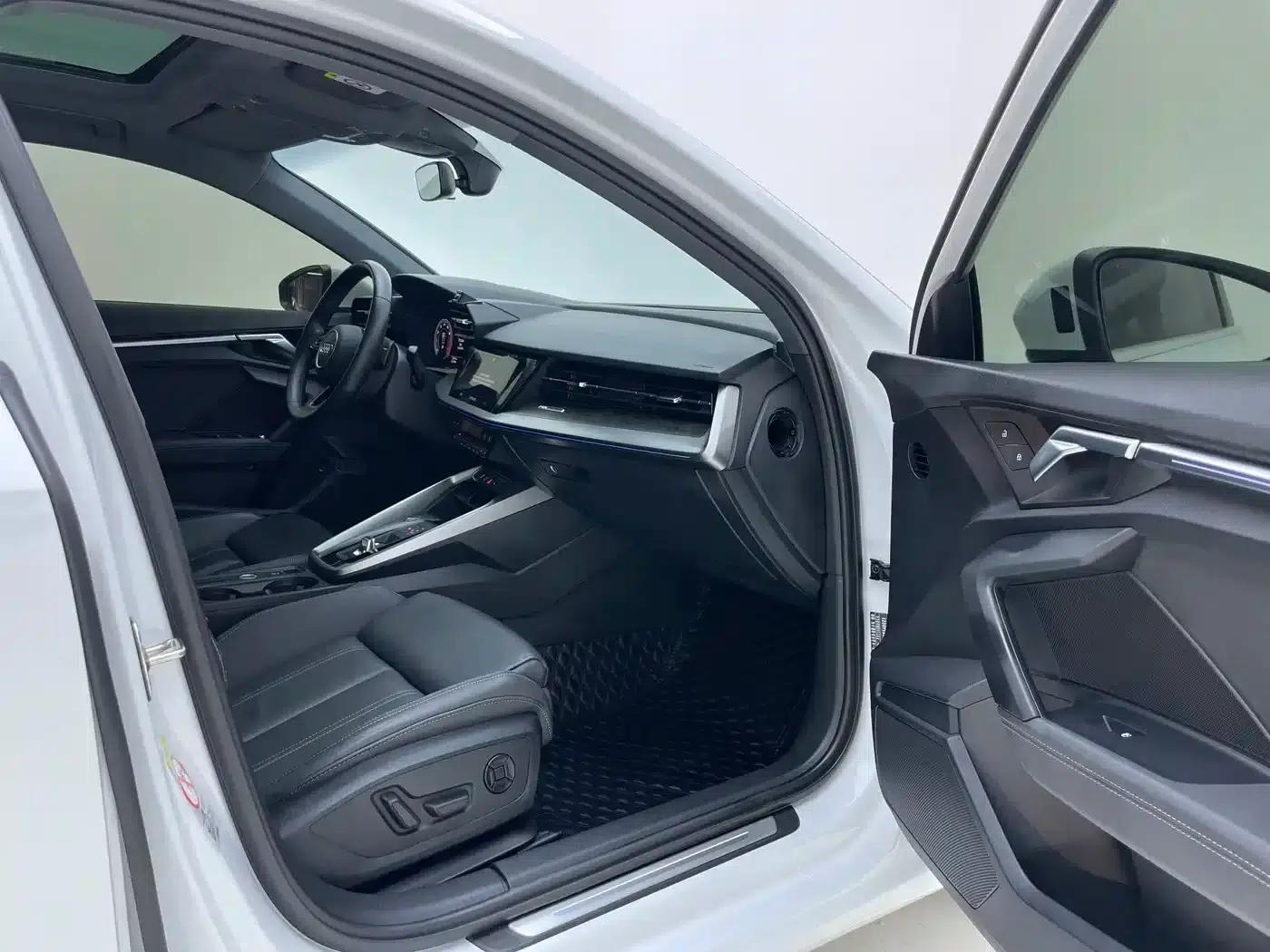 2022 Audi A3 A3L Limousine 35 TFSI Luxury Elegance — миниатюра 27