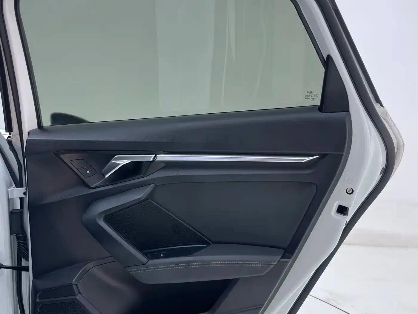 2022 Audi A3 A3L Limousine 35 TFSI Luxury Elegance — миниатюра 8