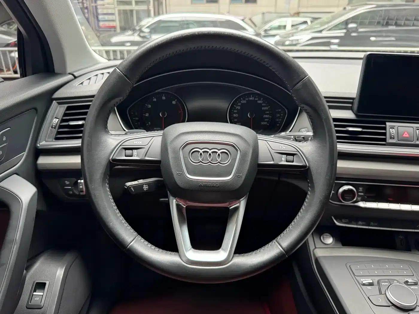 Audi Q5L 2020 Facelift 40 TFSI Luxury Progressive Edition — миниатюра 14
