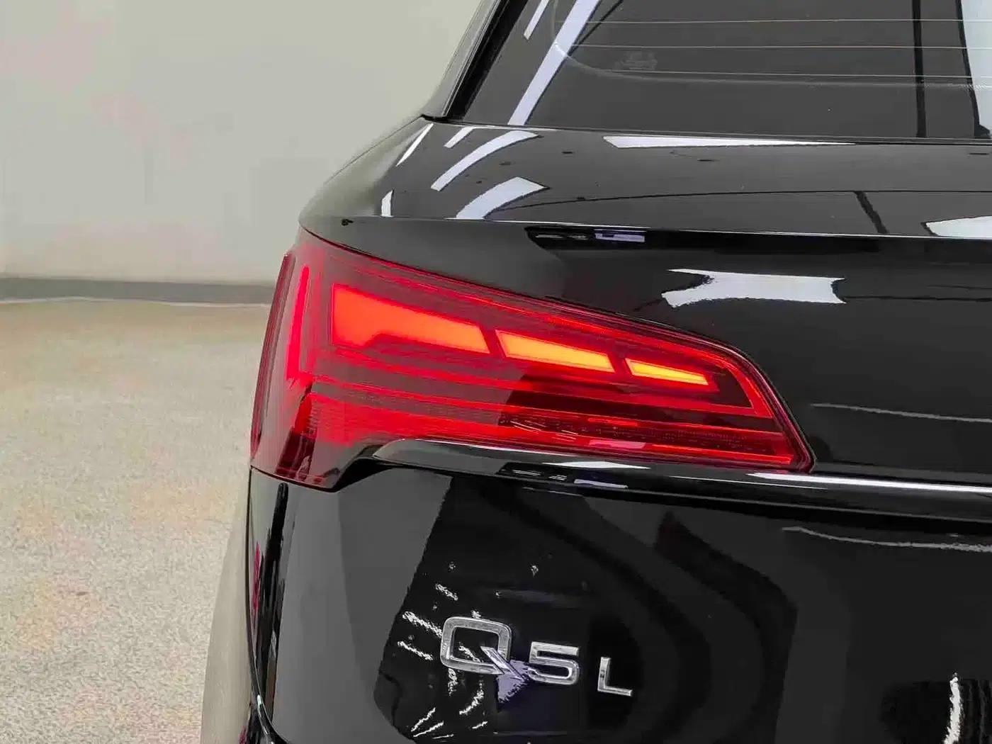 Audi Q5L 2025 45 TFSI Luxury Dynamic — миниатюра 9