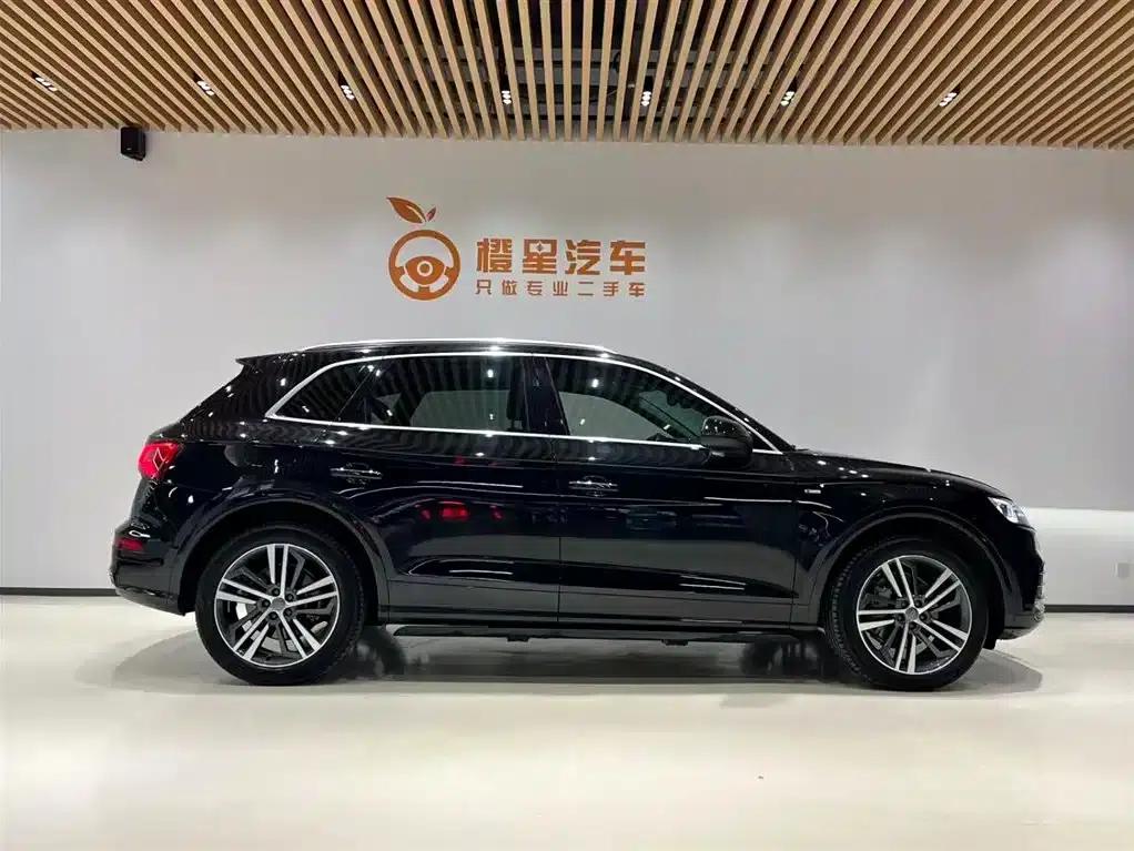 Audi Q5L 2020 40 TFSI Luxury Fashion Edition — миниатюра 3
