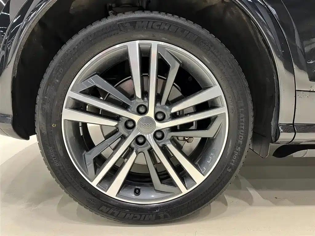 Audi Q5L 2020 40 TFSI Luxury Fashion Edition — миниатюра 8