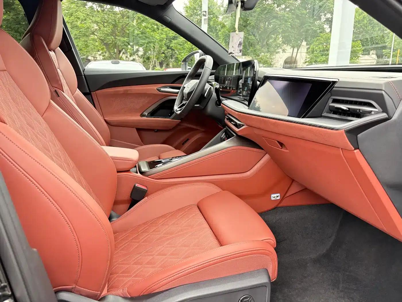 Audi Q5L 2026 2.0T Exclusive Edition for Million Users — миниатюра 11