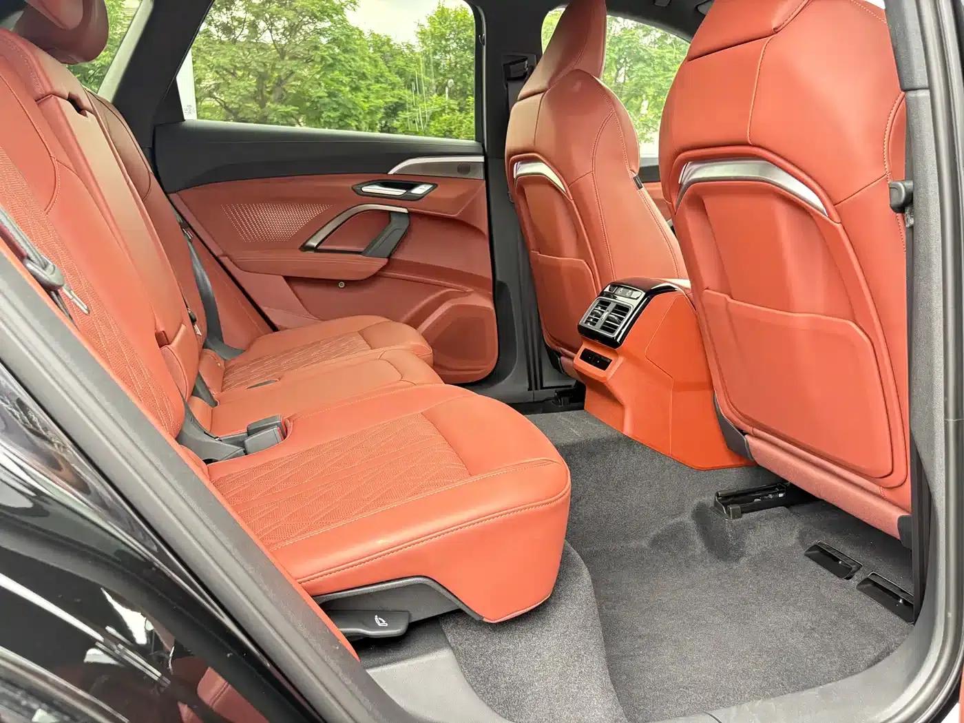 Audi Q5L 2026 2.0T Exclusive Edition for Million Users — миниатюра 13